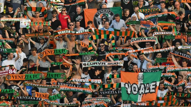 Venezia può salire in Serie A oggi contro lo Spezia — Serie B
