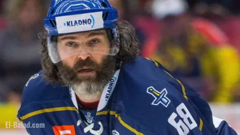 Jaromir Jagr Extends Career, Delays Hockey Hall of Fame Induction