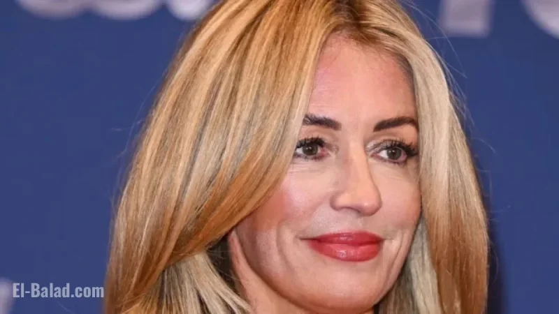 Cat Deeley Embraces Autumn Trend with Chic Scarf on This Morning