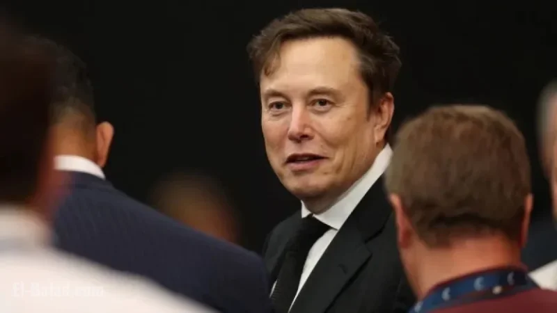 Elon Musk Criticizes NASA Acting Chief Amid SpaceX Moon Contract Uncertainty