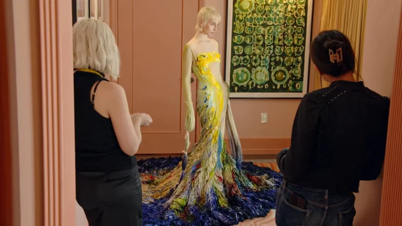 Emma Chamberlain Opens Met Gala 2026 in Mugler Van Gogh Gown
