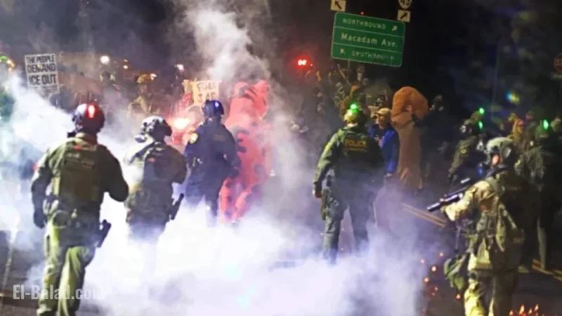Feds Deploy Tear Gas, Pepper Spray on Hundreds at Portland ICE Protest
