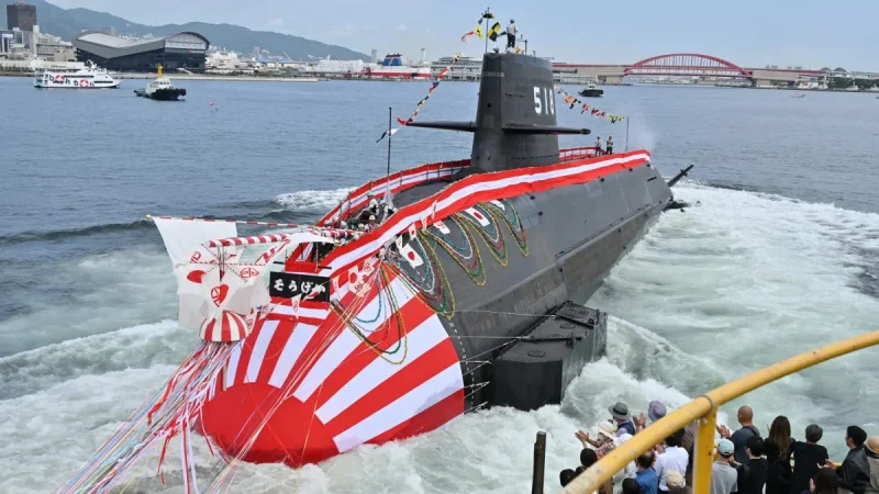 Japanese Prime Minister faces submarine leasing push for Australia
