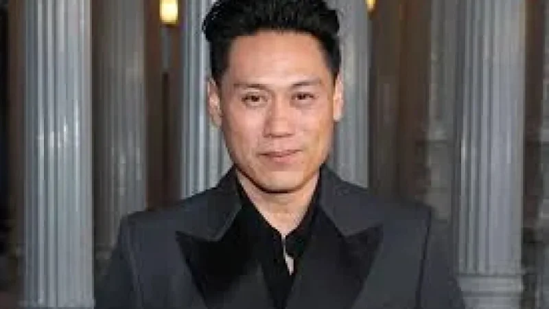 Jon M. Chu Links Crazy Rich Asians to Hollywood Confidence