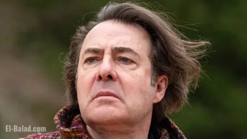 Jonathan Ross Revealed as Celebrity Traitors Star, Poor Memory Proves Advantageous