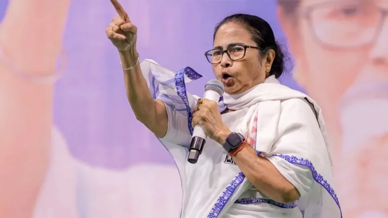 Mamata Banerjee alleges 4 constituencies saw power cuts, CCTV shutdowns