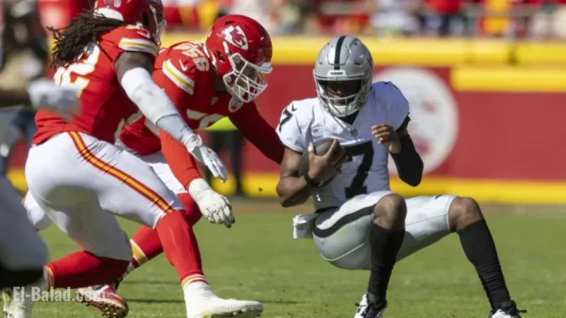 Patrick Mahomes Leads Chiefs to Victory Over Raiders in Kansas City
