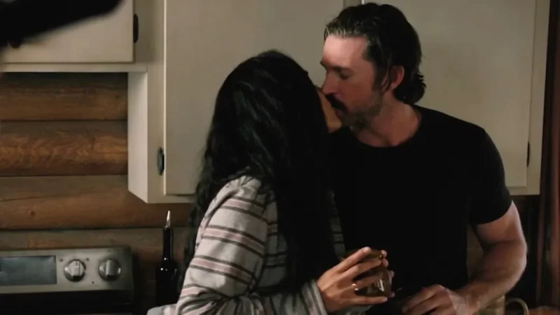 Riley Green lands first onscreen kiss in Marshals Show episode