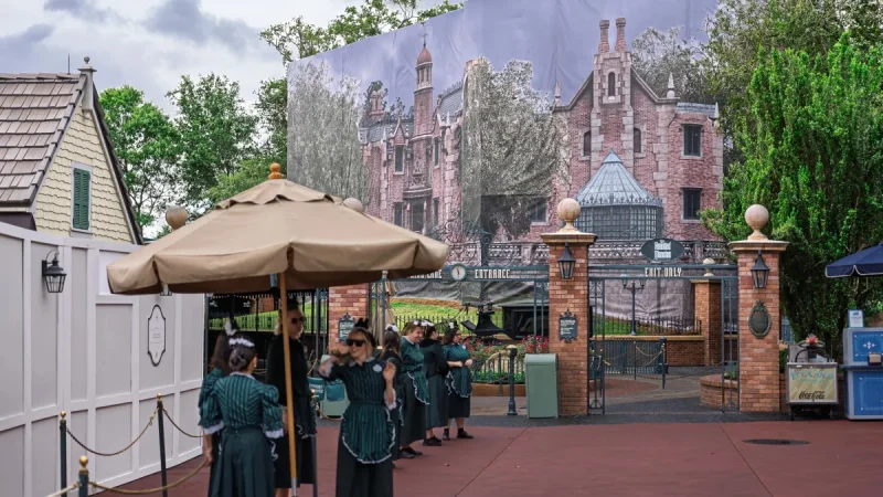 Sarah Riles Addresses May 3 Haunted Mansion Disney World Closed