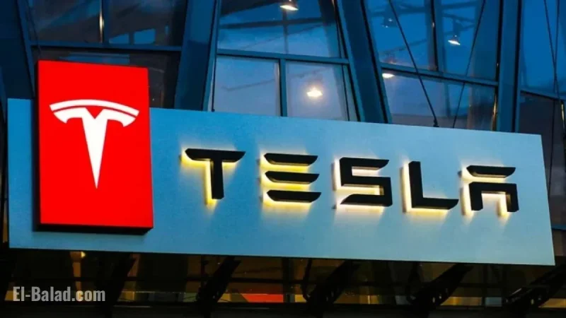 Tesla Stock Steady Before Q3 Results; Netflix, Intel, IBM Earnings Coming