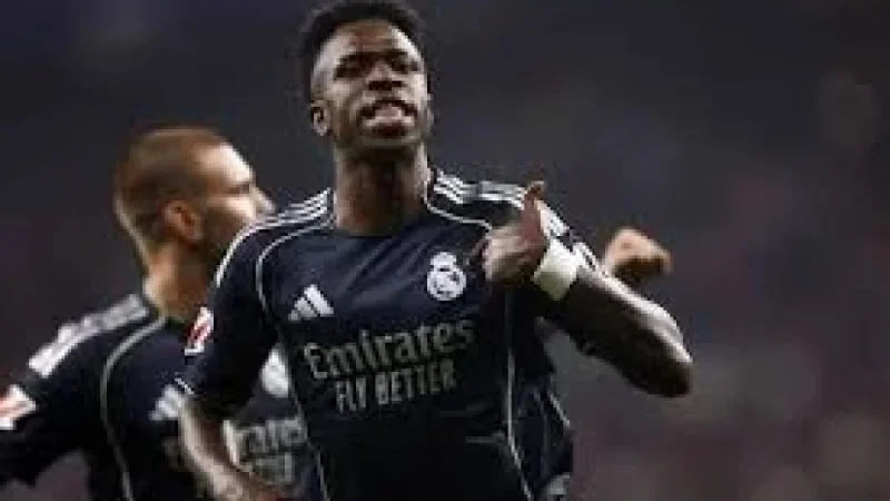 Vinícius Júnior decide 0 a 2 e adia festa do Barcelona