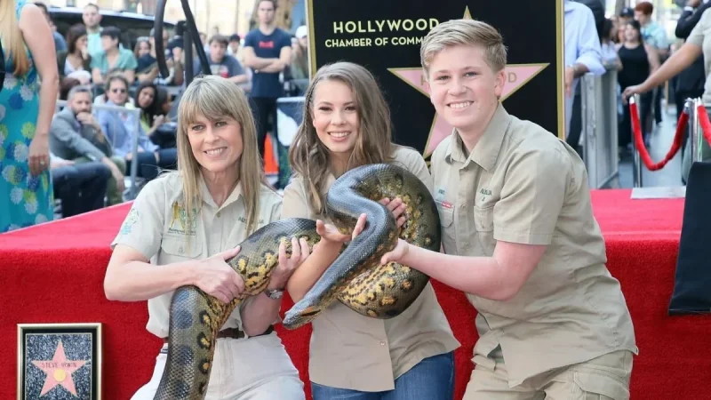 Bindi Irwin Endometriosis Battle Update: Doing Much Better at 3rd Annual Steve Irwin Gala