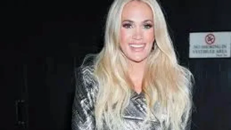 Carrie Underwood Faces Mar-a-Lago Face Backlash After Selfie