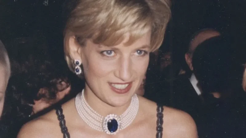 Diana Ripped Out Corset at Princess Diana 1996 Met Gala