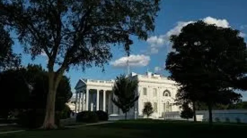 Law enforcement shoots one near Washington Monument in Secret Service Shooting