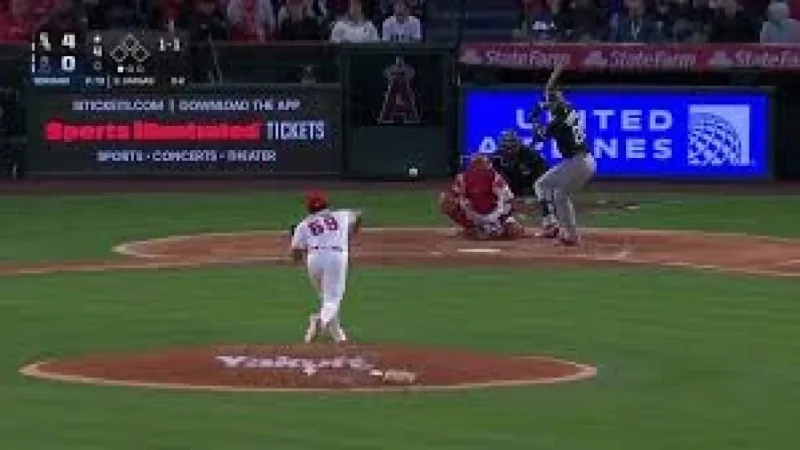 Miguel Vargas Delivers 2-RBI Single To Lift White Sox