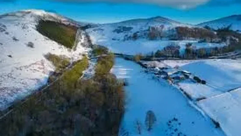 UK Temperature set to fall after England peaks near 25C