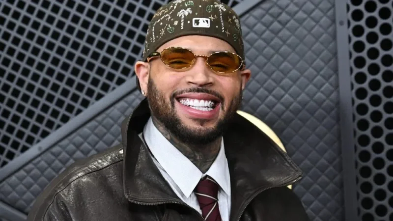 Chris Brown Reveals Brown Album Features With GloRilla, YoungBoy — Chris Brown Brown Album Features