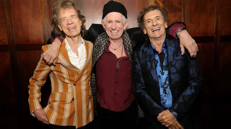 Paul Mccartney joins Rolling Stones as Foreign Tongues debuts in New York