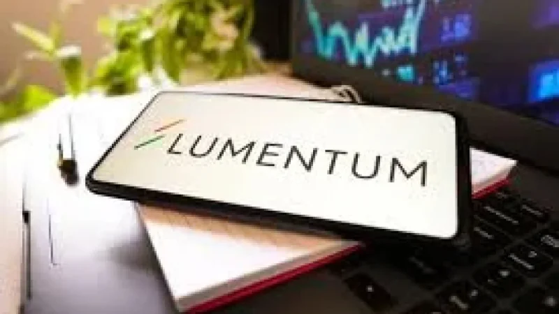 Lumentum Raises Fair Value to US$904.89 on Analyst Upgrades