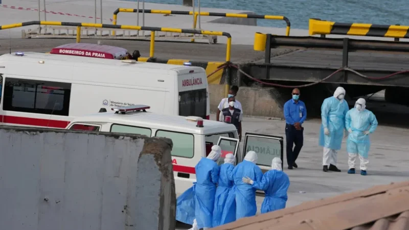 MV Hondius attendu à Tenerife après trois évacuations — Hantavirus Bateau Croisière