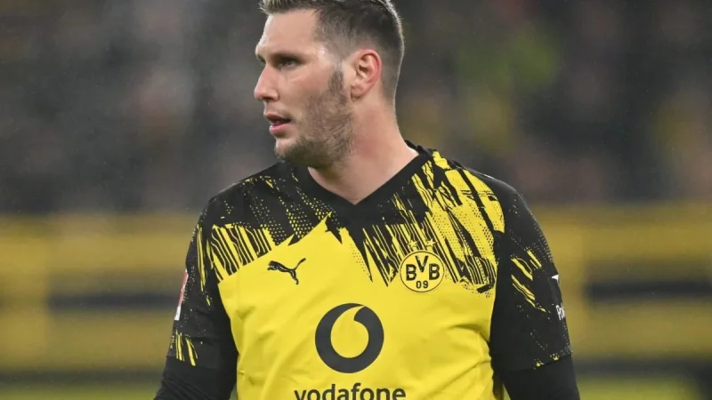 Niklas Sule Ends Career at 30 After Dortmund Contract