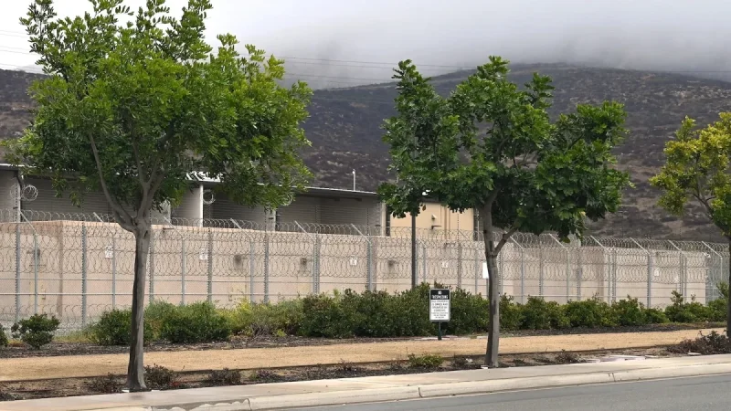 DHS Shuts Office of Immigration Detention Ombudsman in Dhs Oversight Detention Facilities Shutdown