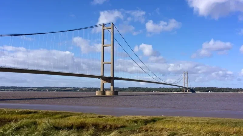 No northbound access to Humber Bridge after Hessle incident