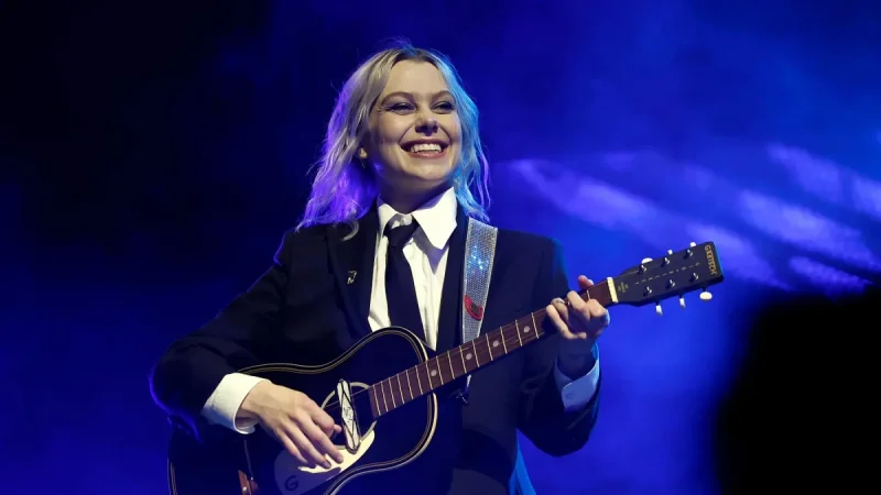 Phoebe Bridgers Sets First Solo Show in 3 Years for Roswell