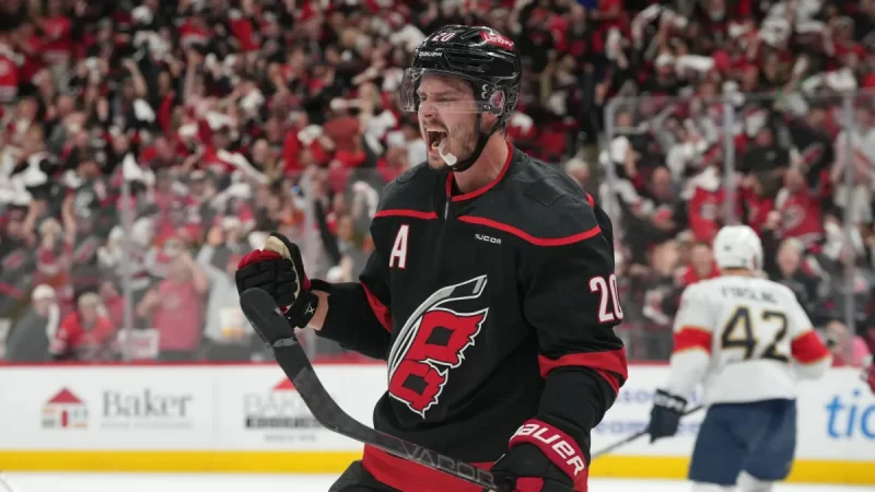 Sebastian Aho posts 3 goals in 6 playoff games