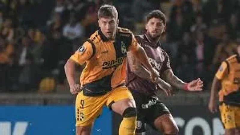 Álex Valera Sparks Universitario Before Coquimbo Unido Leads 2-1