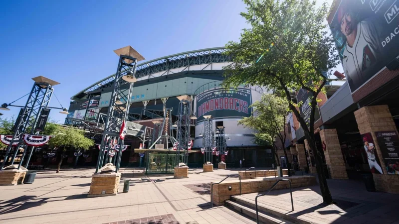 McLean Leads Mets Vs Diamondbacks Into 3-Game Phoenix Series