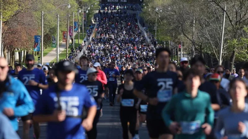 Toronto road closures set for Sporting Life 10k and 24,000 runners
