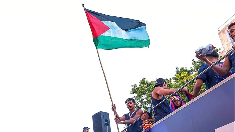 Pedro Sánchez Praises Barcelona's Yamal in Palestine Flag Row