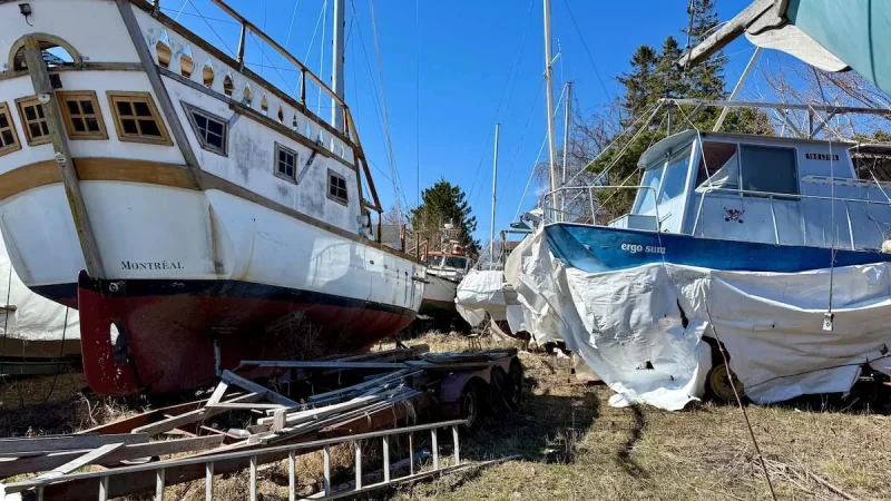 Yvon Vannini dit perdre 250 000 $ avec des Bateau abandonnés