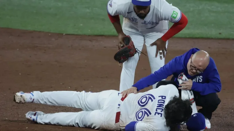Kevin Gausman, Blue Jays sit 1.5 games out despite five injured starters