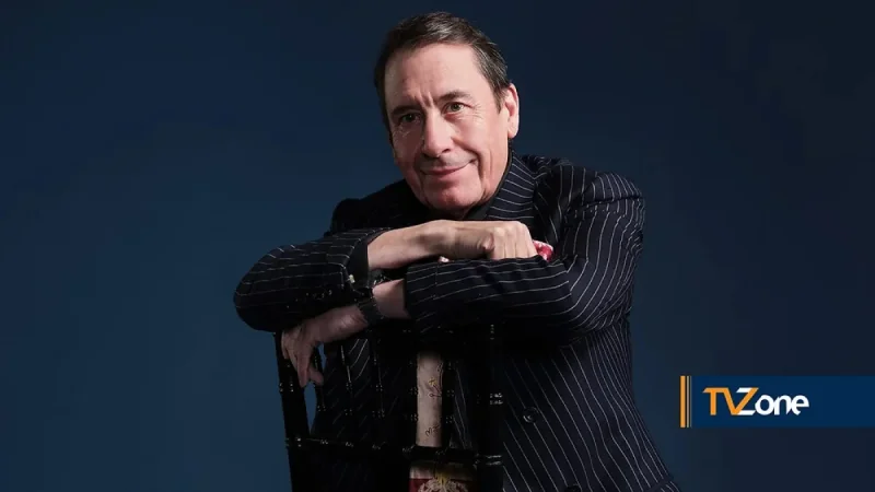 Jools Holland Reunites With Squeeze for First Time Since 1990