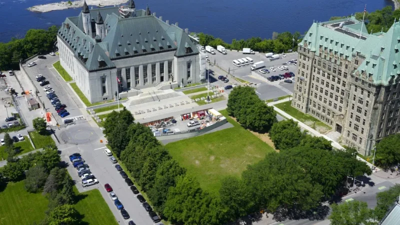 La Cour suprême du Canada reconnaît un délit civil distinct — Cour Suprême Du Canada