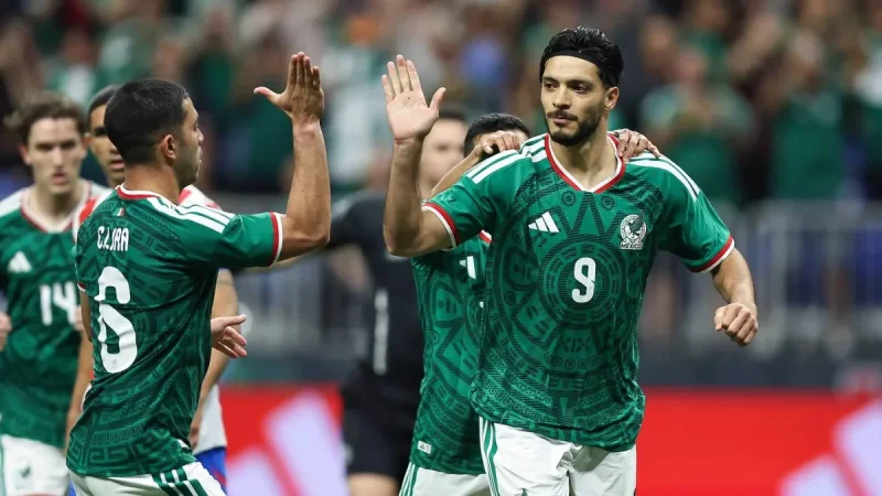 Javier Aguirre mueve a Seleccion Mexicana antes del amistoso con Ghana