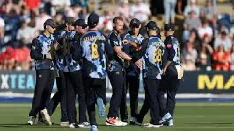 Kiran Carlson Hits 109 as Glamorgan Beat Somerset