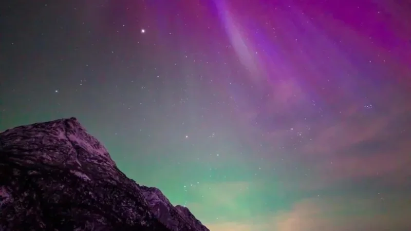 NOAA Forecasters Expect Northern Lights June 8 in Border States