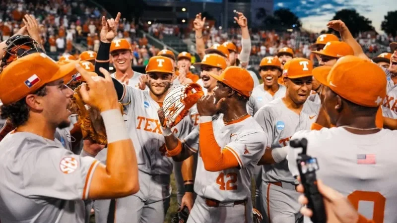 Owen Hull Tracks UCLA and Georgia Tech’s Early Exit in 16-Team Super Regionals