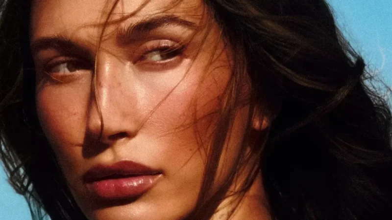 Hailey Bieber Adds Pocket Bronze and Highlight Milk to Rhode.