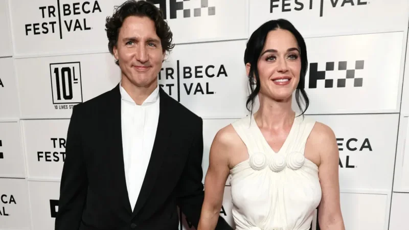 Katy Perry et Justin Trudeau foulent leur premier Tapis Rouge ensemble