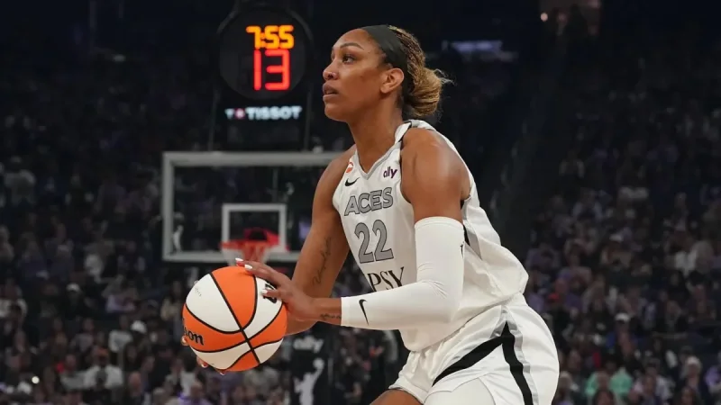 Kiki Iriafen helps Mystics route Sky 90-72