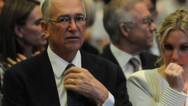 Tv Azteca creditors accuse Alter Bank of $290 million loan