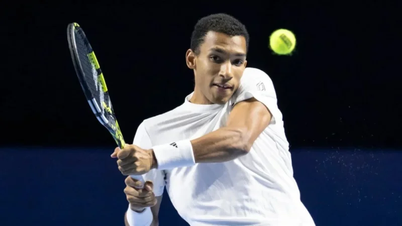 Kamil Majchrzak Sets Up Felix Auger-Aliassime Quarterfinal In Den Bosch