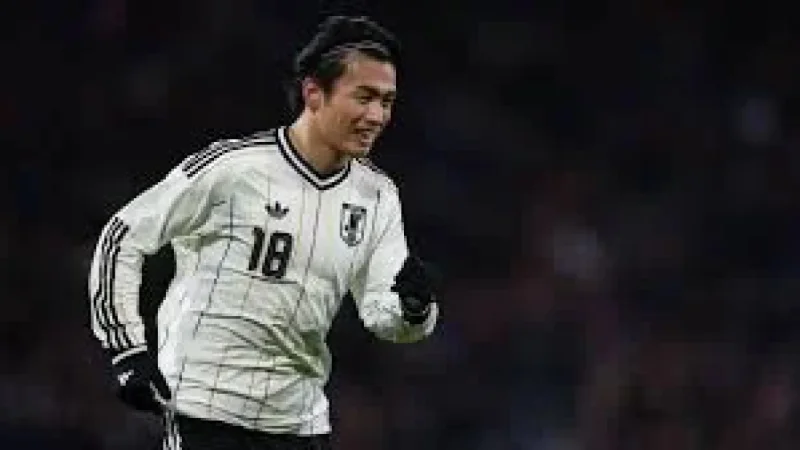 Ayase Ueda Draws Everton, Brighton and Leeds Interest After 25 Goals