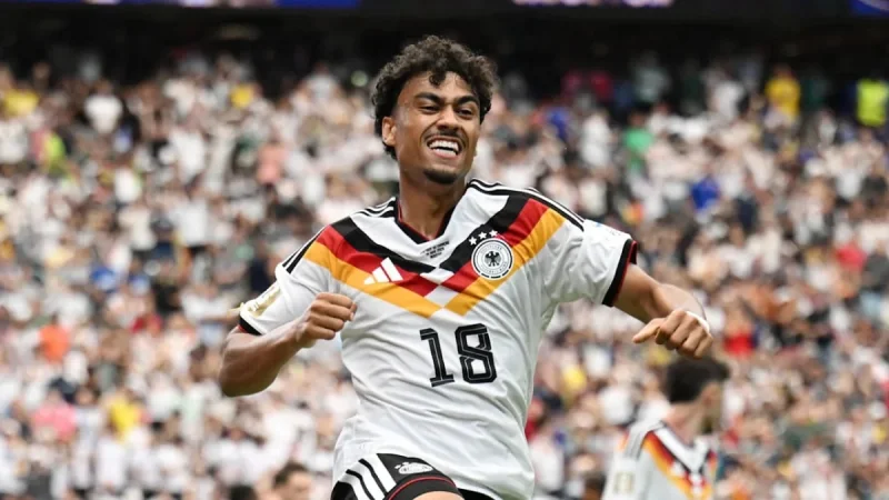 Deutschland siegt 7:1 gegen Curacao, Holland wartet weiter