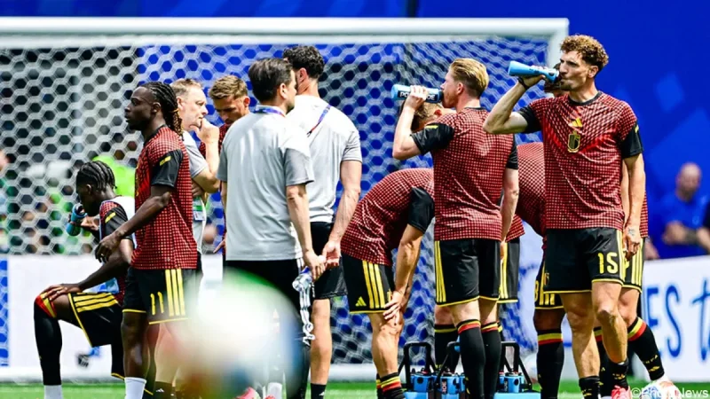 Brandon Mechele Starts in Belgium's Four-Man Defense Against Egypt